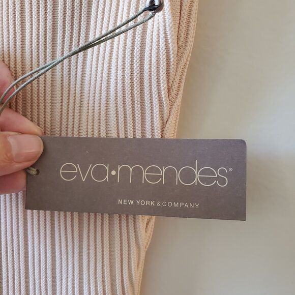 NWT WOMENS MEDIUM EVA MENDES BEIGE PEPLUM SLEEVELESS RIBBED KNIT SWEATER - Picture 3 of 11